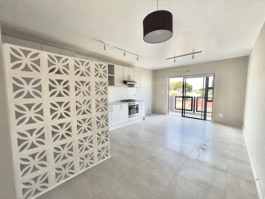 1 Bedroom Property for Sale in Table View Western Cape